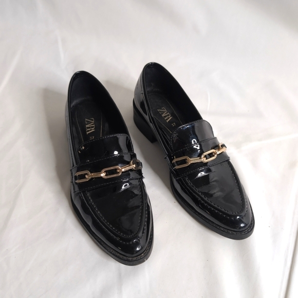 ZARA Black Loafers with Chain, Size 37/ US 7 - Picture 1 of 6